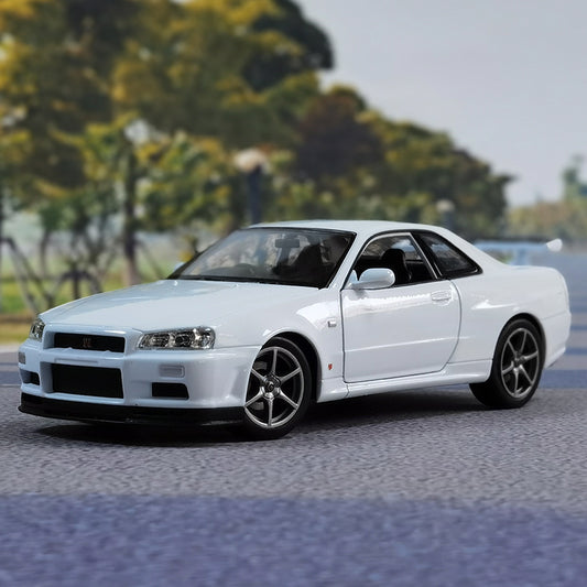 KANIKATE-NISSAN SKYLINE Model Car 1:24 Größe